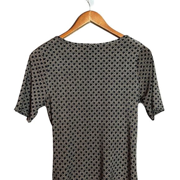 3 for $30! DKR patterned short sleeve blouse - Picture 8 of 10